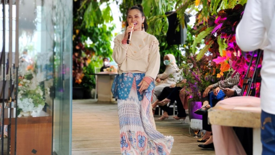 Aleza Merayakan Perjalanan Cantik Melalui "Elysian"