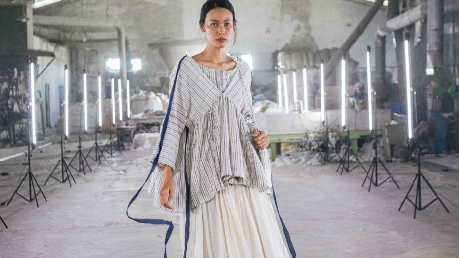 Koleksi Sejauh Mata Memandang, Memberi Nafas Baru untuk Kain 