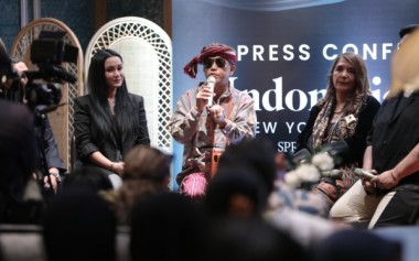Indonesia Now; 7 Desainer Bawa Wastra ke New York Fashion Week SS 2024